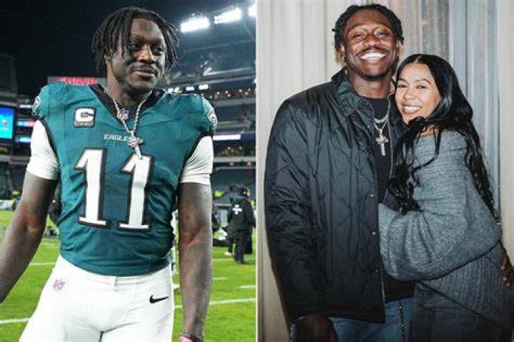 AJ Smith’s Girlfriend: Who is AJ Smith Dating?