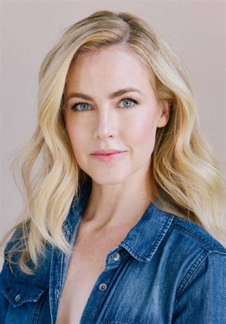 Amanda Schull