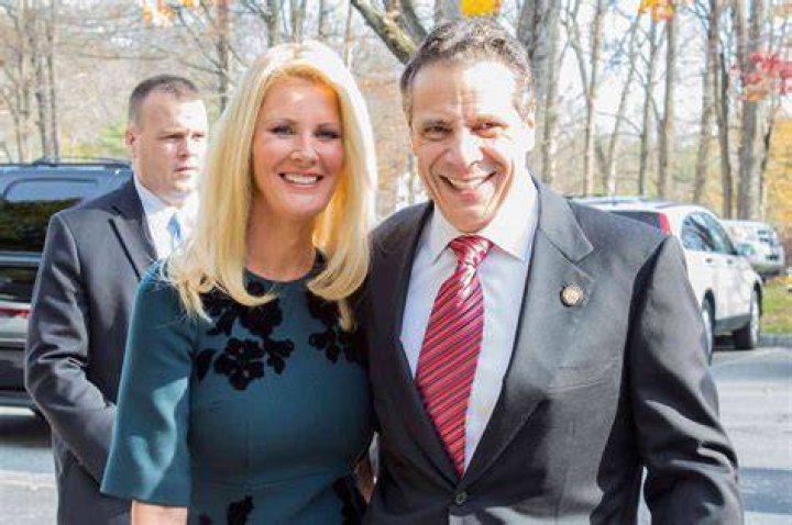 Andrew Cuomo, Sandra Lee's Boyfriend