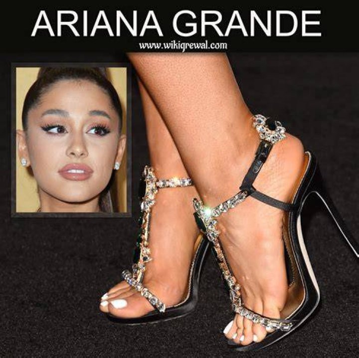 Ariana Grande’s Feet Shoe Size and Shoe Collection