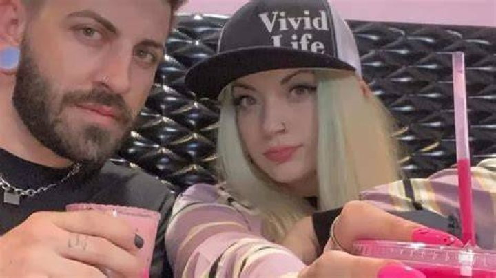 Bailey Vivid