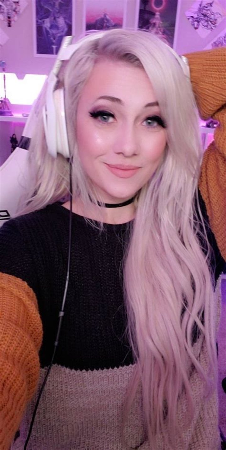Darshelle Stevens