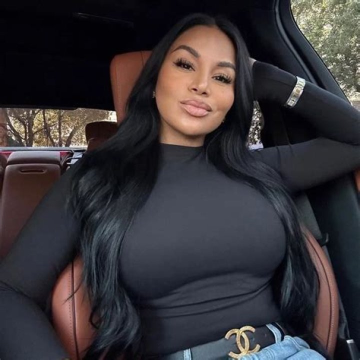 Dolly Castro