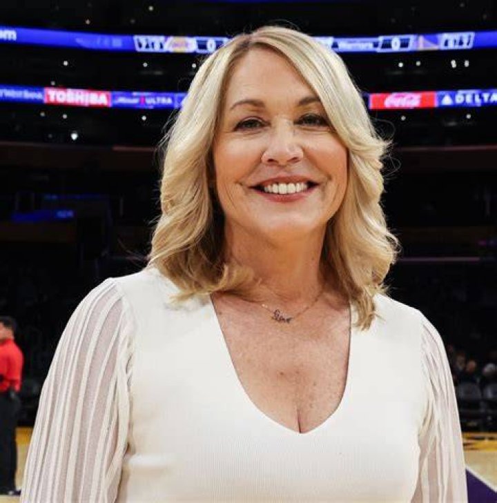 Doris Burke