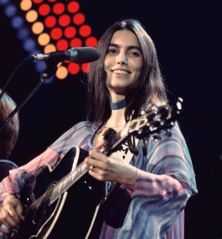 Who is Emmylou Harris, Her Husband, Age, Height, Daughter and Other Facts Emmylou Harris