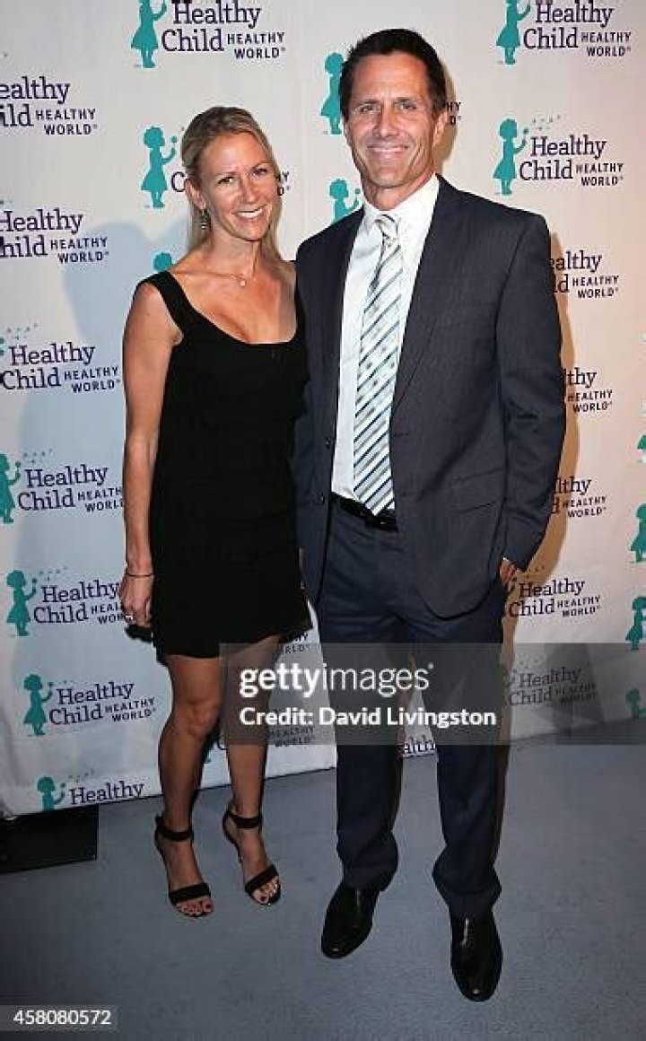Erin Bolte, Rob Estes's Wife