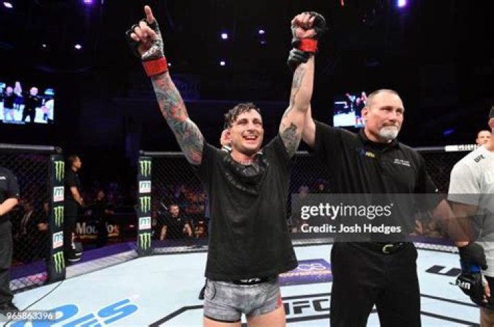 Gregor Gillespie
