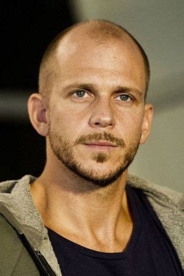 Gustaf Skarsg&aring;rd
