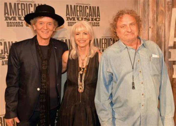 Who is Emmylou Harris, Her Husband, Age, Height, Daughter and Other Facts Harris Ahern Husband