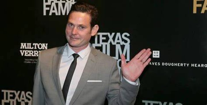 Henry Thomas Net Worth 2024, Age, Height, Bio, Birthday, Wiki!