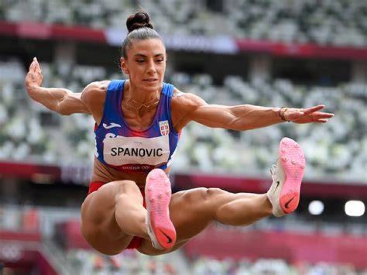 Ivana Spanovic)