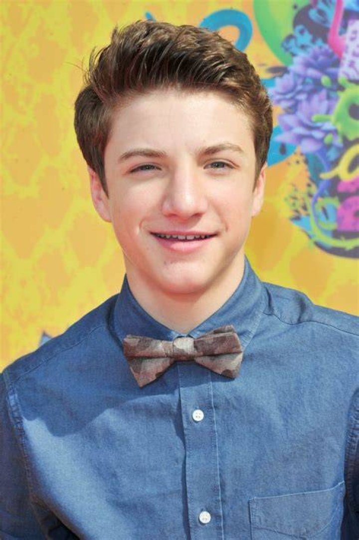 Jake McElfresh - Net Worth, Age, Height, Birthday, Bio, Wiki!