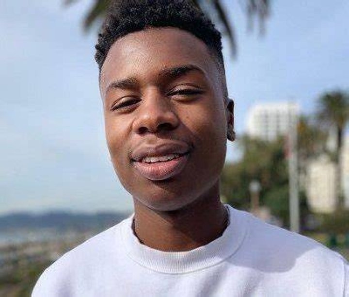 Jonathan Peter- Age, Height, Girlfriend, Net Worth, Ethnicity