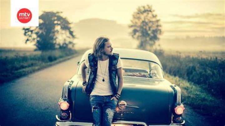 Jonne Aaron