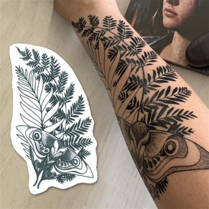 &lsquo;OV&rsquo; Tattoo
