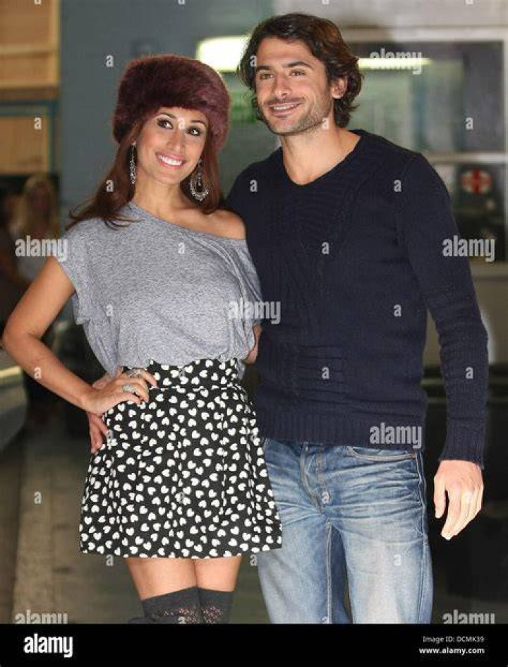 Marc Elliott, Preeya Kalidas's Boyfriend