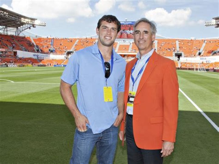 Oliver Luck