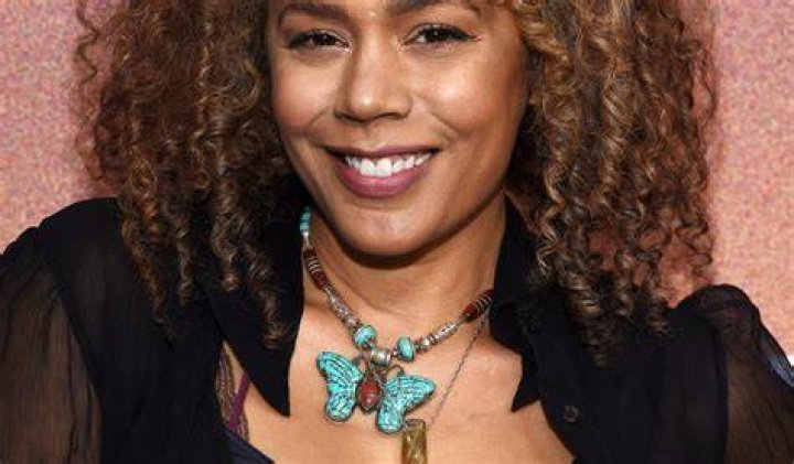 Rachel True Net Worth, Age, Height, Bio, Birthday, Wiki!