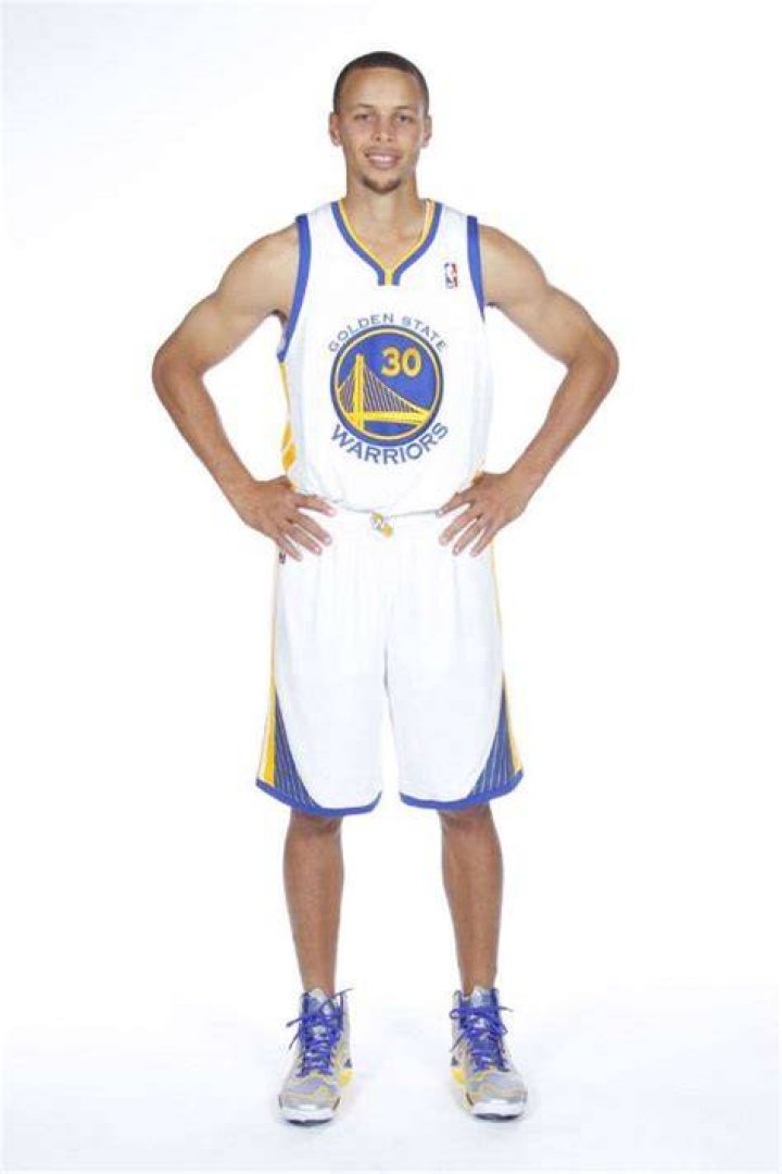 Stephen Curry’s Height, Weight, Body Measurements Stephen Currys Height Weight Body Measurements