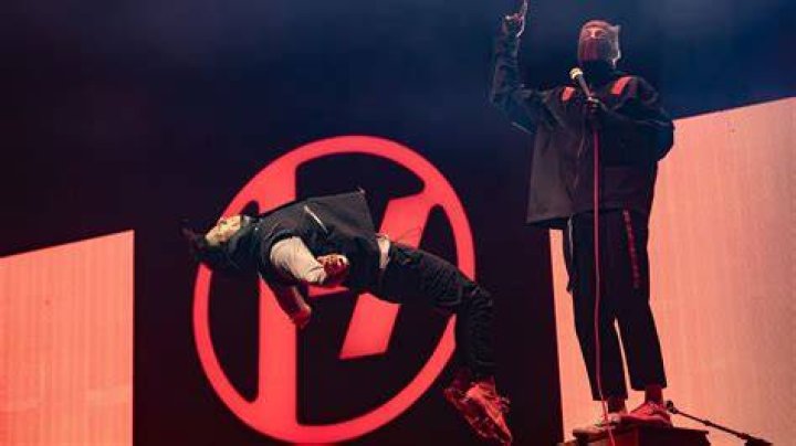 Twenty One Pilots' #TOPdebate Ends in Tie 1