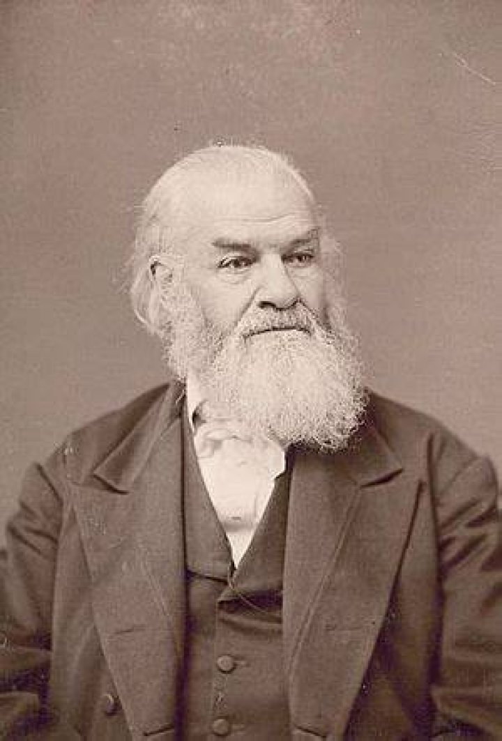 Warren Chase