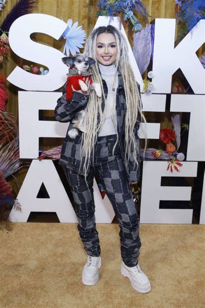 Zhavia Ward
